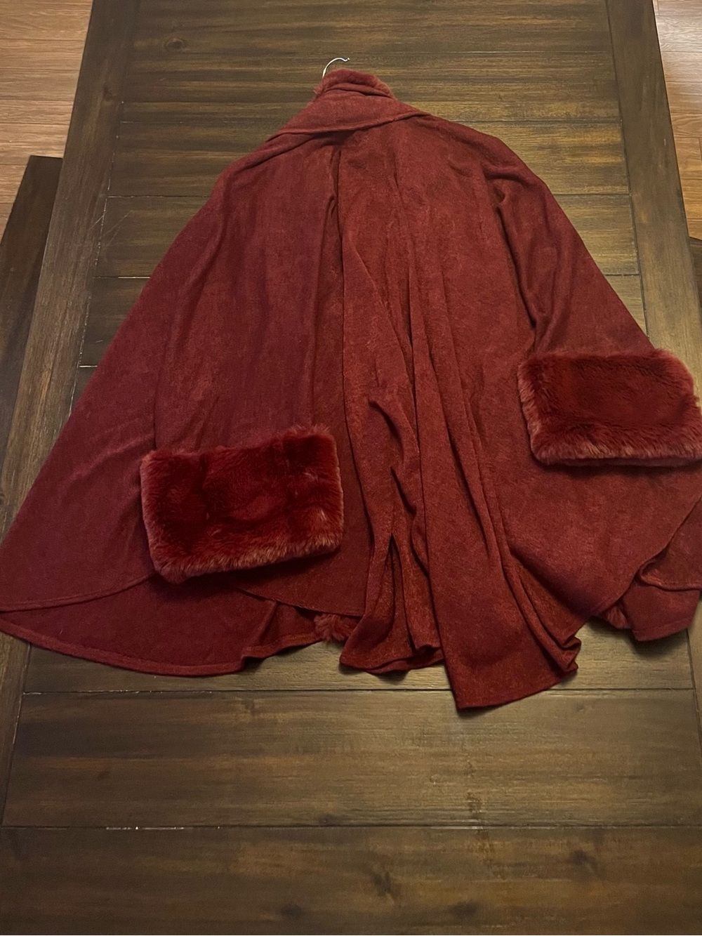 Heidi Daus Burgundy Plush Jacket with Faux-Fur Trim medium size - Picture 5 of 6